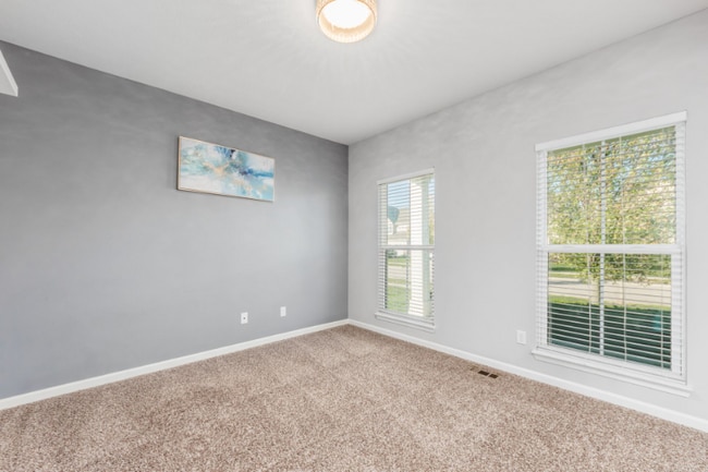 Photo - 238 Ensigns Ln