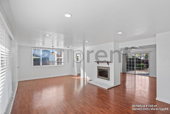 Photo - 246 St Andrews St