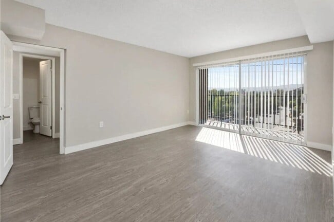 Amanda Regency Apartments