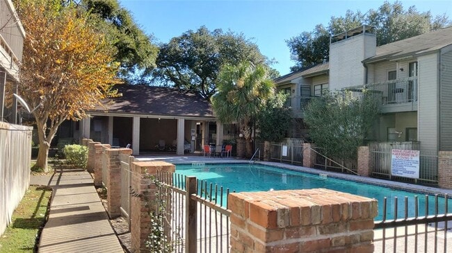 Photo - 9707 Richmond Ave. Condo Unit 14