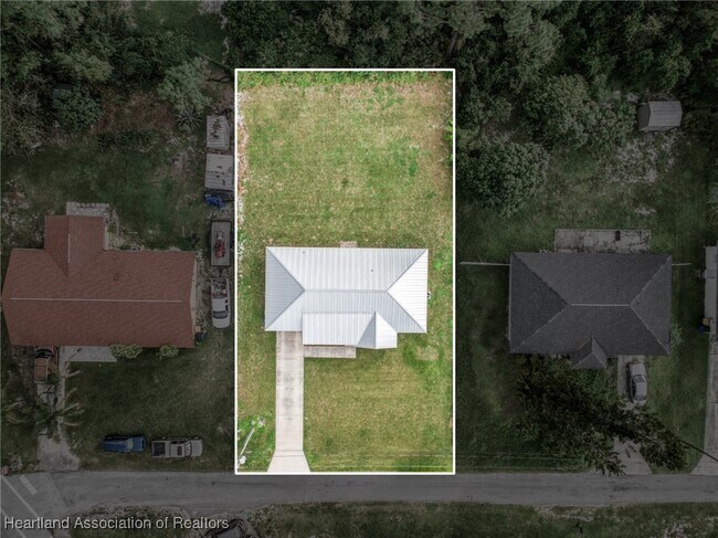 Photo - 2909 Mullet Ave