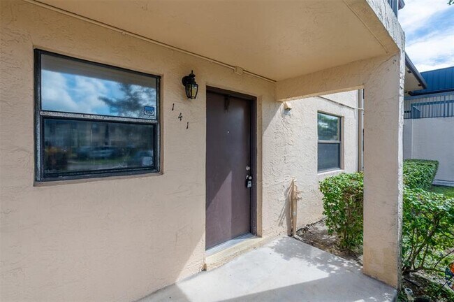Photo - 141 NW 93rd Ave Unidad 141