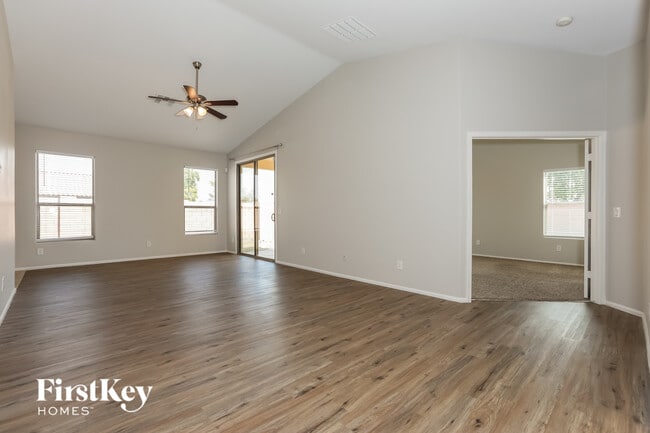 Photo - 38173 N Lamar Dr