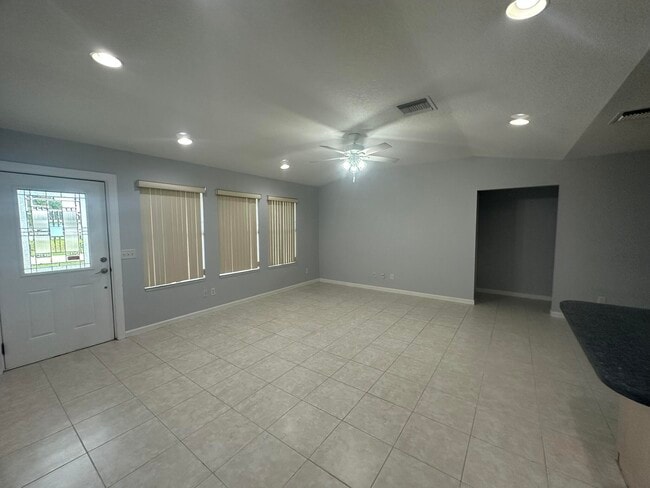 Photo - 1896 SW Cameo Blvd