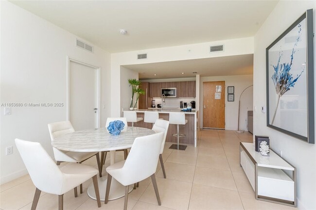 Photo - 401 N Birch Rd Unit 502