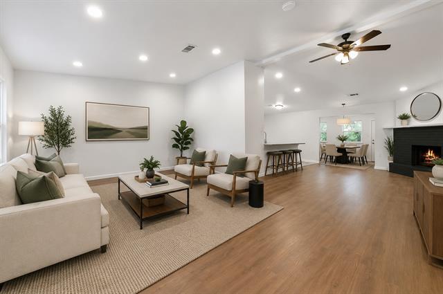 Photo - 2615 Jewell Dr