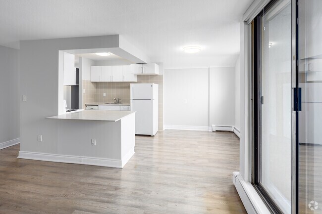 2 BR, 1 BA - 830 SF - Wellington Place