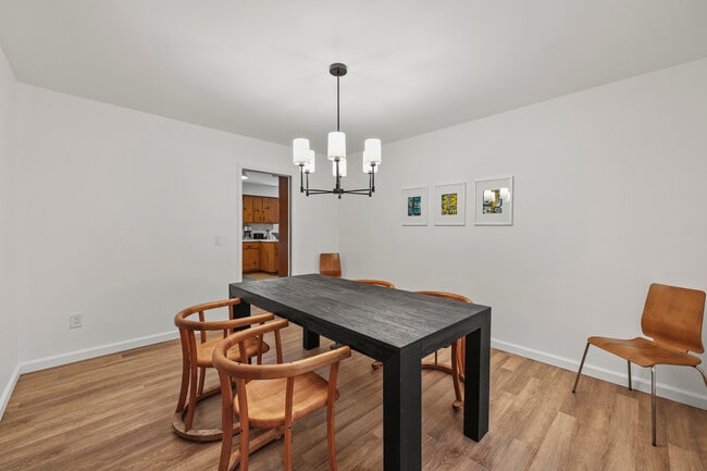 Photo - 34 Galway Ct