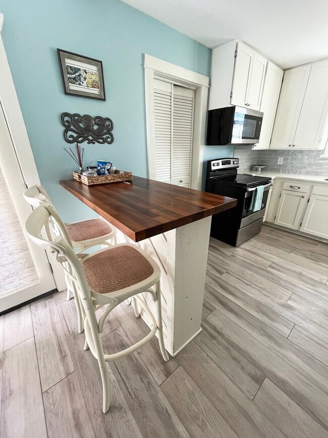 Photo - 3012 Avenue O 1/2