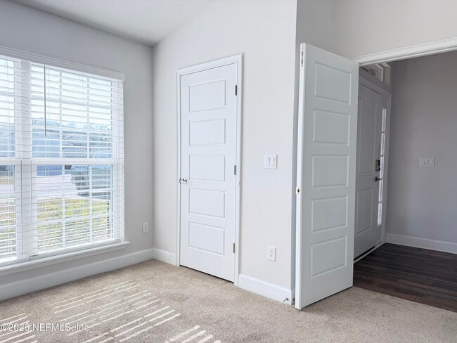 Photo - 7285 Gateway Ct