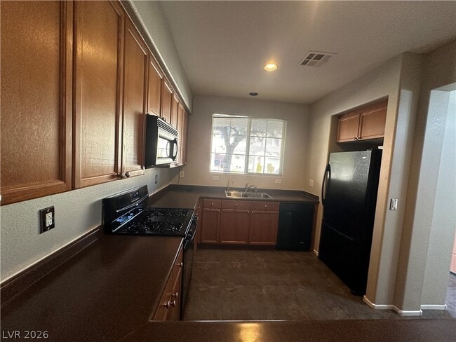 Photo - 10573 Danielson Ave