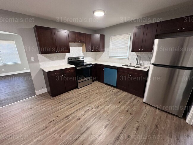 Photo - 820-822 N Belmont Ave Unit 820 N Belmont