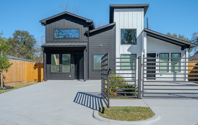 Photo - 5029 Van Fleet St