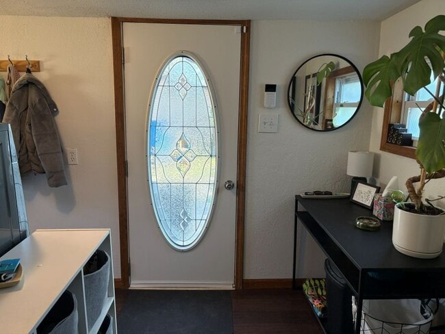 Photo - 246 N 8th St