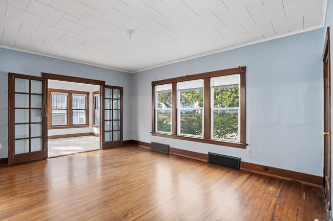 Photo - 1719 N Marquette St Unidad Marquette