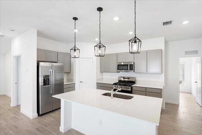 Photo - 6331 Windwood Wy