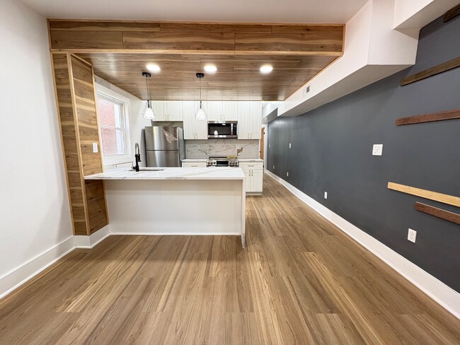 Photo - 5834 Phillips Ave Unit 1A