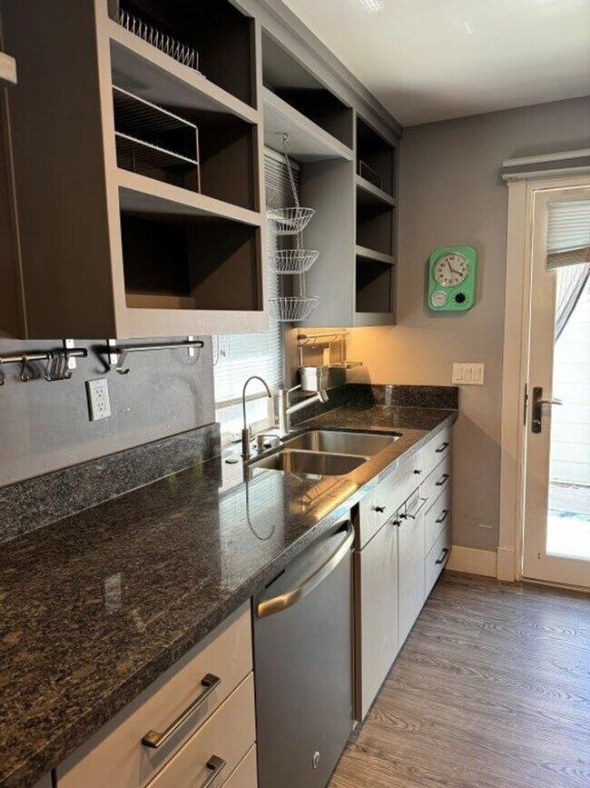 Photo - Studio Cottage in North Davis