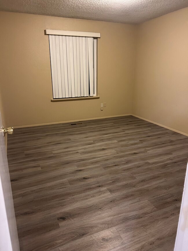 Photo - 9405 72nd Ave E