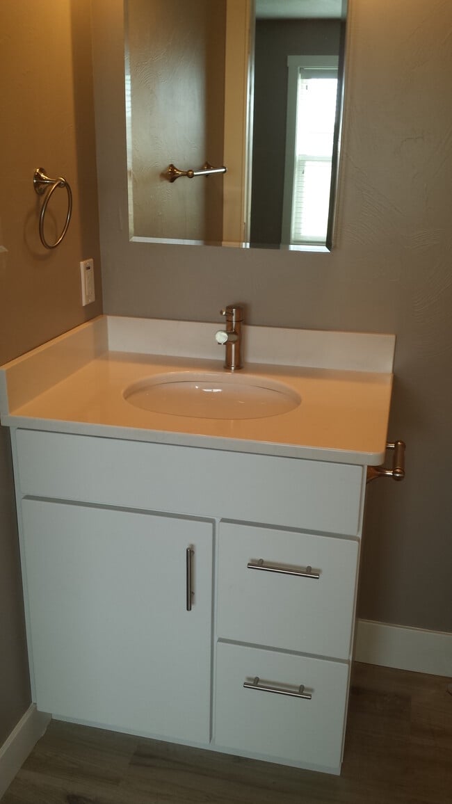 Photo - 1108 36th Ave NE Unit 1108 36th Ave NE