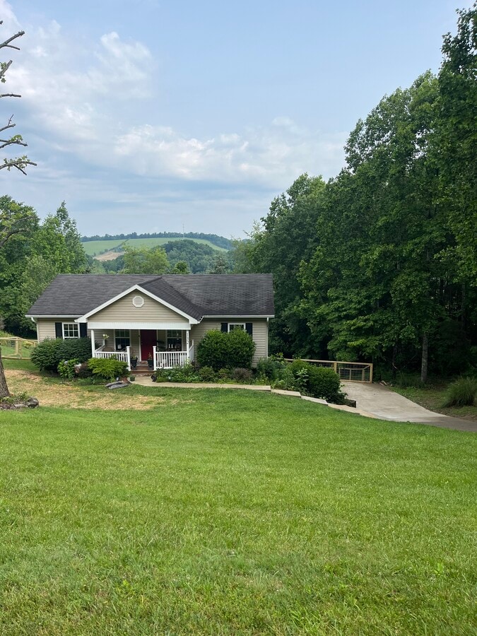 Photo - 132 Cottonwood Dr