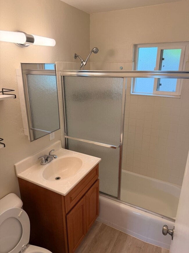 Photo - 108 Boyce St Unit 1