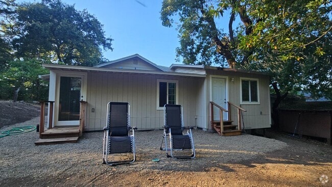 Building Photo - 24766 Skyland Rd Rental