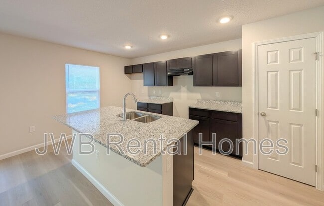 Photo - 3833 Soutel Dr