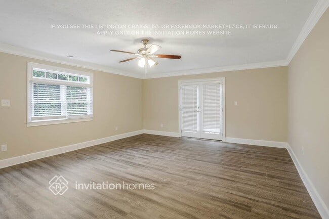 Photo - 762 Plainville Way SW