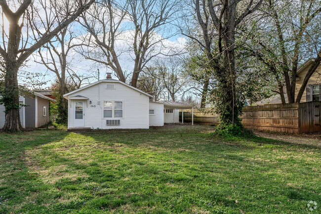 Building Photo - Available now! Rental