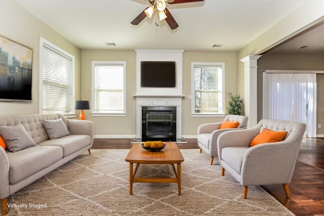 Photo - 2808 Harcourt Dr