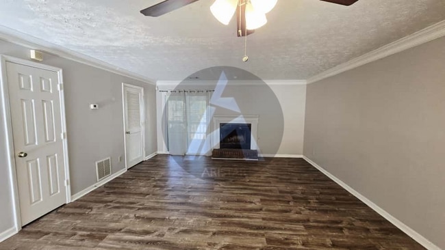 Photo - 1012 Kennesborough Rd NW