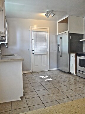 Photo - Adorable 2 Bedroom 1 Bath Home in Sylvan H...