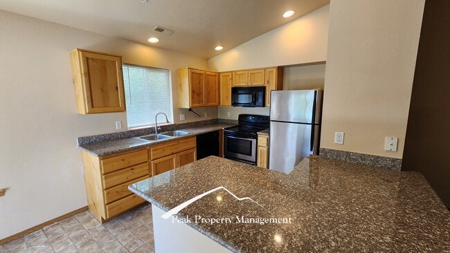 210 Ascent Ct Unidad A