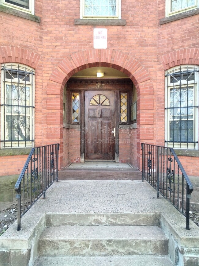 Photo - 407 Wethers Field Ave