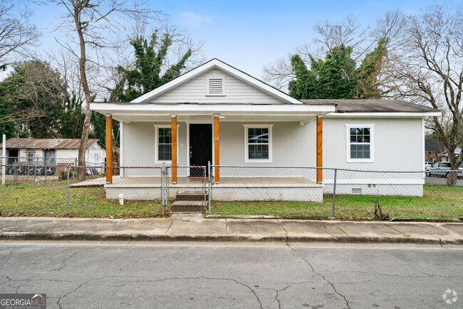 Building Photo - 34 East 16th St SW Rental