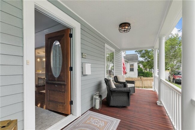 Photo - 68 1/2 Roseneath Ave