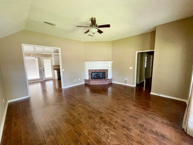 Photo - 3/2 For Rent in Brandon 047!