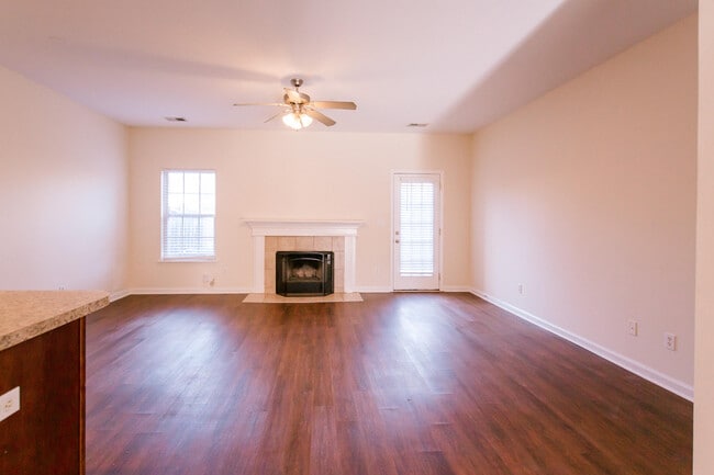 Photo - 3851 Dylan Pl