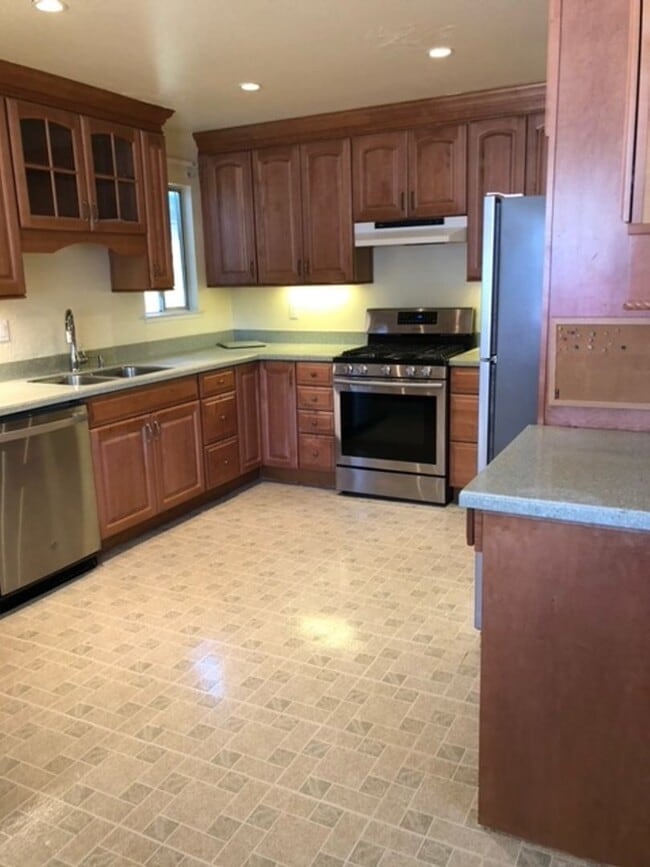 Photo - Charming Court Home Near Schools & Parks - Coming soon!