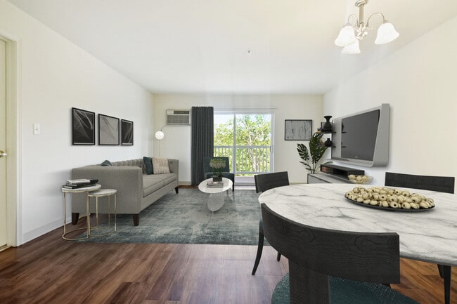 Photo - Kensington at Chelmsford