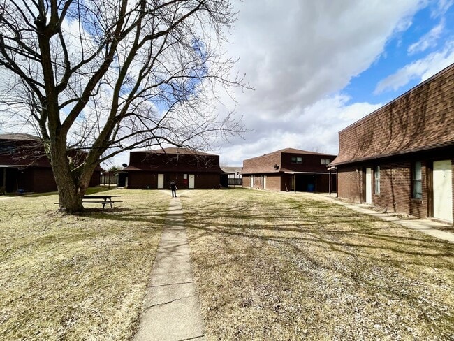 Photo - 166 Briarwood Dr Unit 213