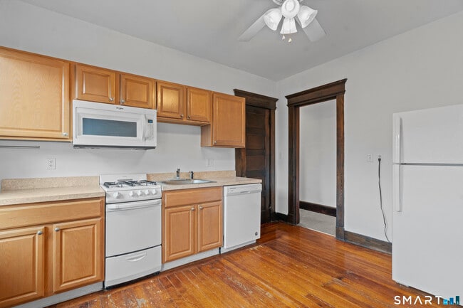 Photo - 136 Edwards St Unidad 2