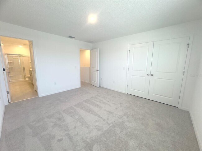 Photo - 3014 Skyline Lp