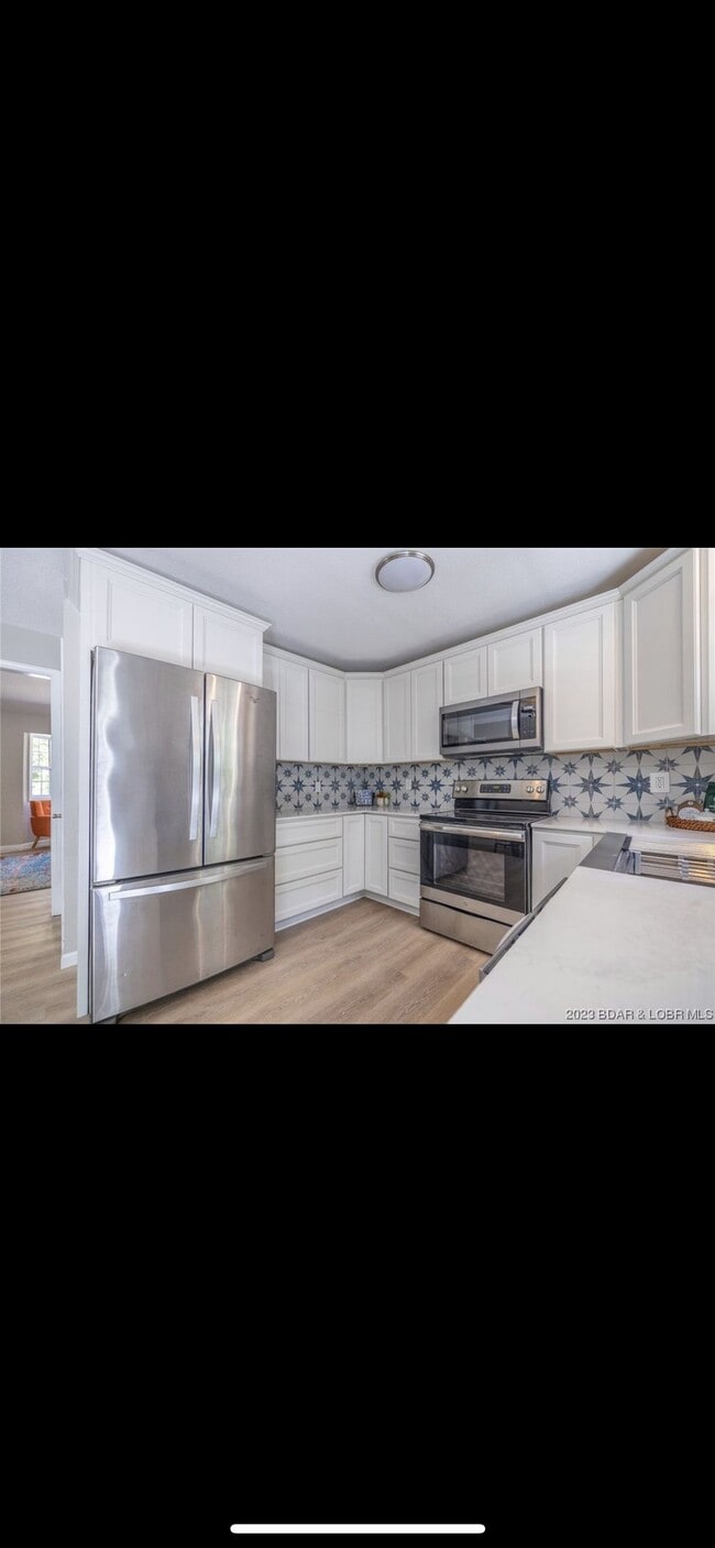 Photo - 156 Island View Ln