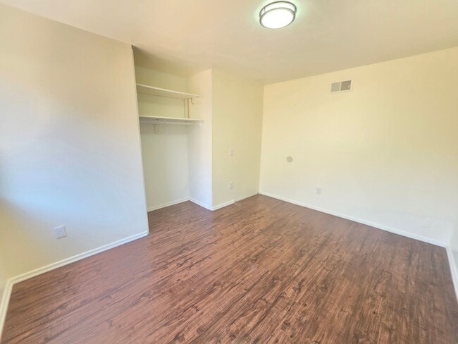 Photo - 44113 4th St E Unidad 44113 4th St E (Jr ADU left)