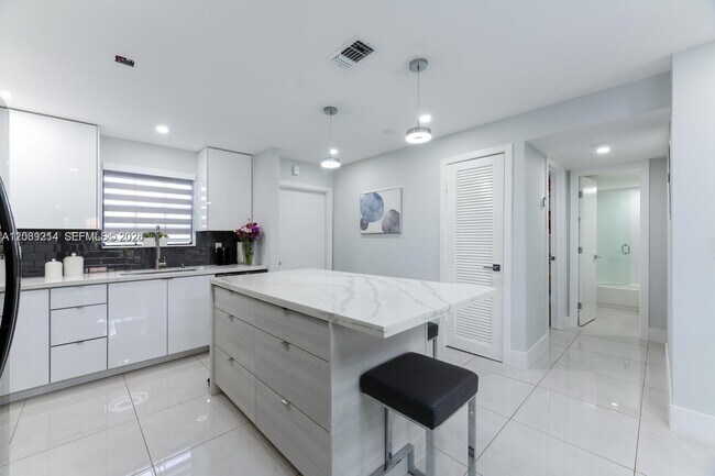 Photo - 3351 NW 85th Ave Unit 218