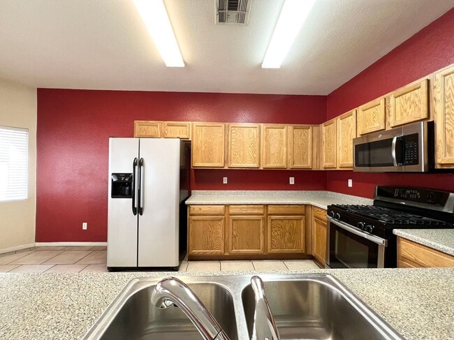 Photo - Beautiful 2 story single family house