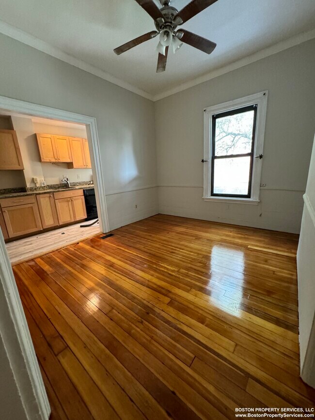 Photo - 15 Worthington St Unit #1