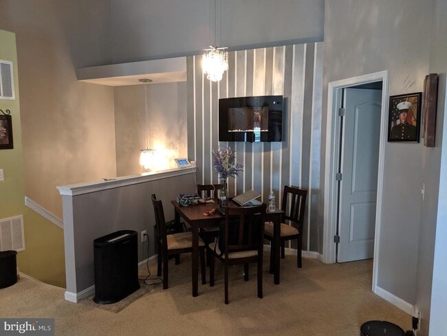 Photo - 19318 Diamond Lake Dr